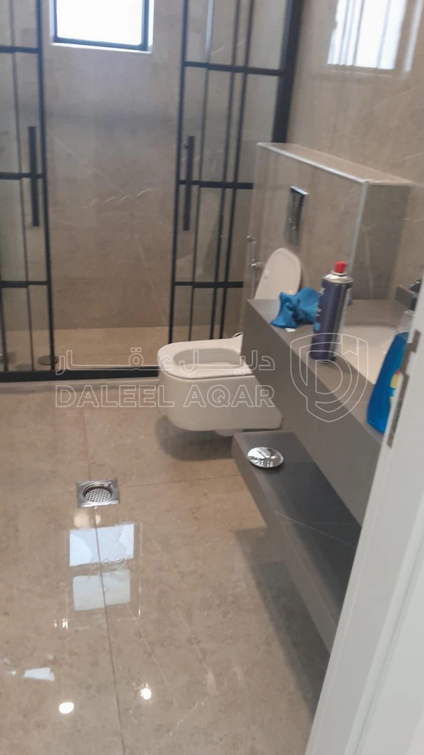 شقة في اراضي غرب عمان - 120,000 دأ - صورة 1